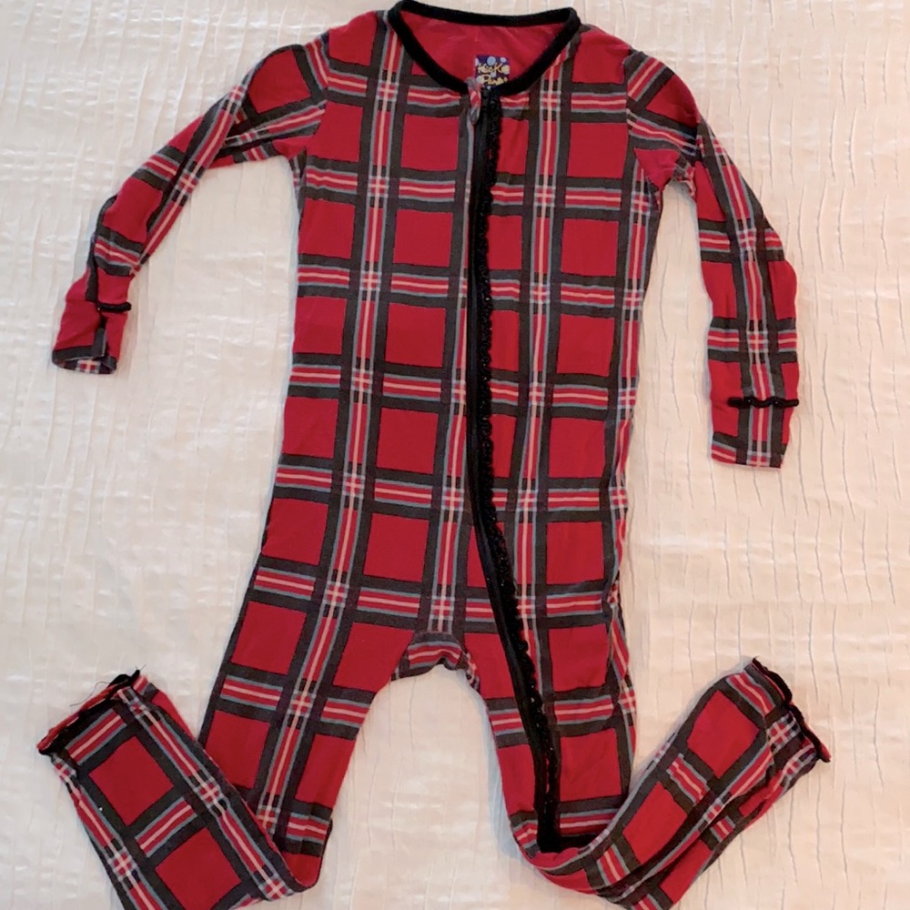 3T red plaid ruffled Kickee pants zip Christmas pajamas
